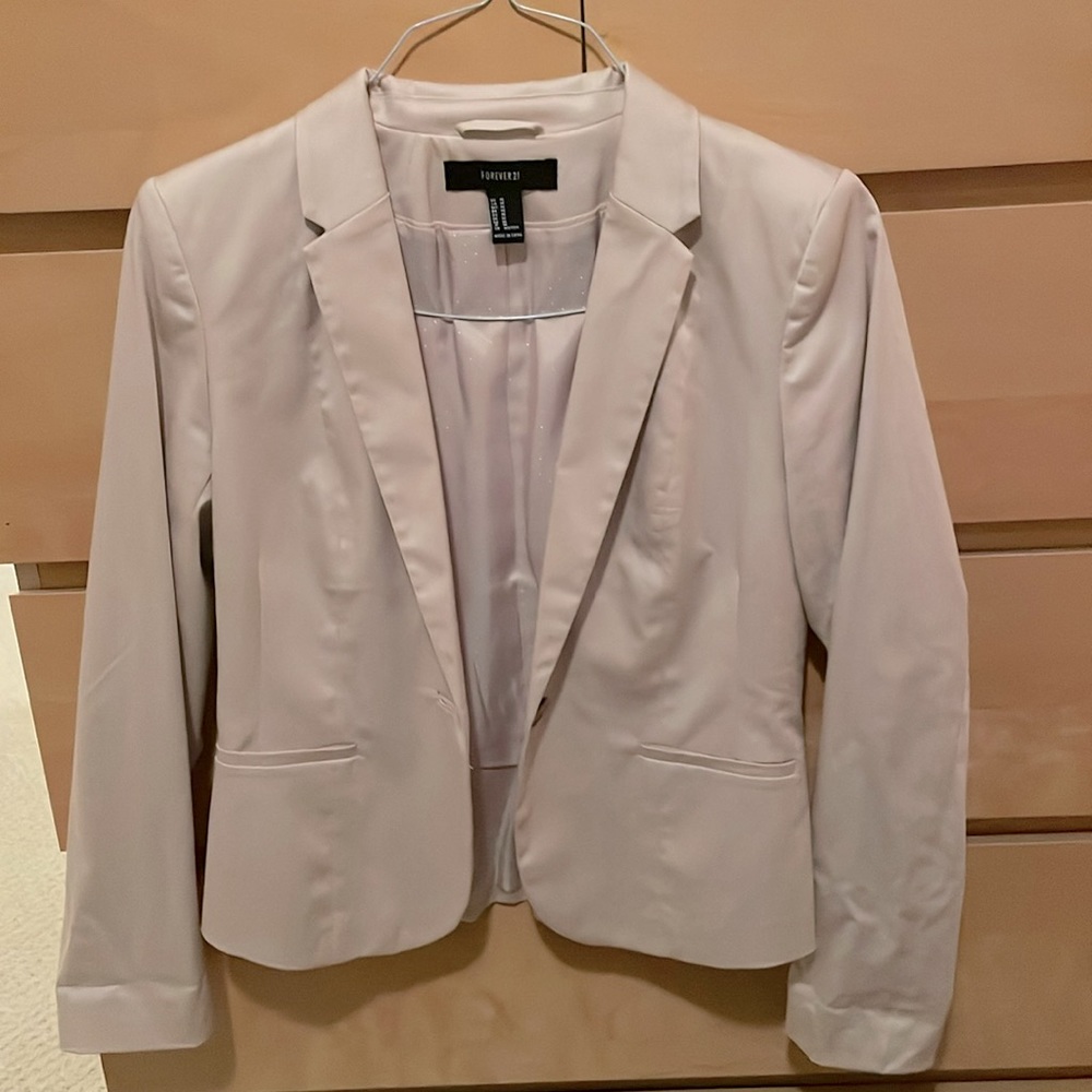 Forever 21 jacket size M